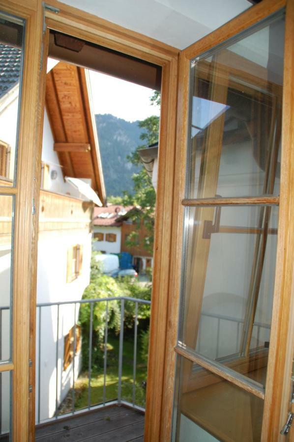 Kronburger Oberammergau Buitenkant foto